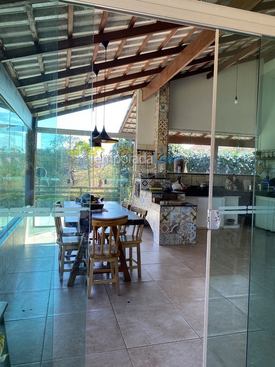 Granja para alquiler de vacaciones em São Joaquim de Bicas (Retiro da Mata)