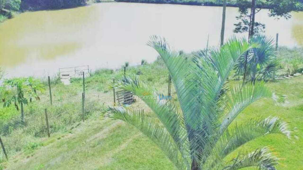 Granja para alquiler de vacaciones em São Joaquim de Bicas (Retiro da Mata)