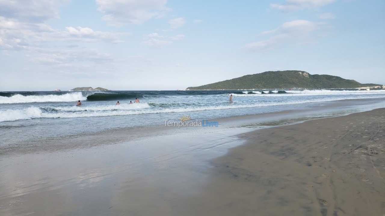 Apartamento para aluguel de temporada em Florianopolis (Praia dos Ingleses)
