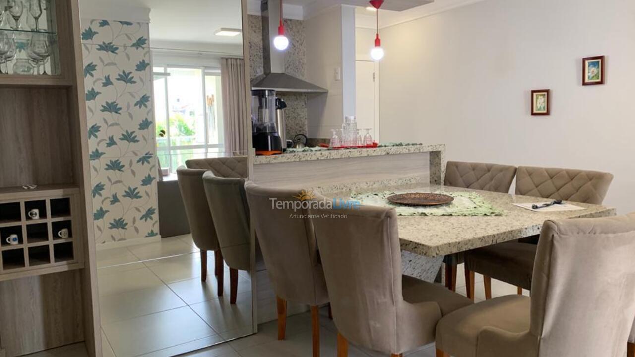Apartamento para aluguel de temporada em Florianopolis (Praia dos Ingleses)