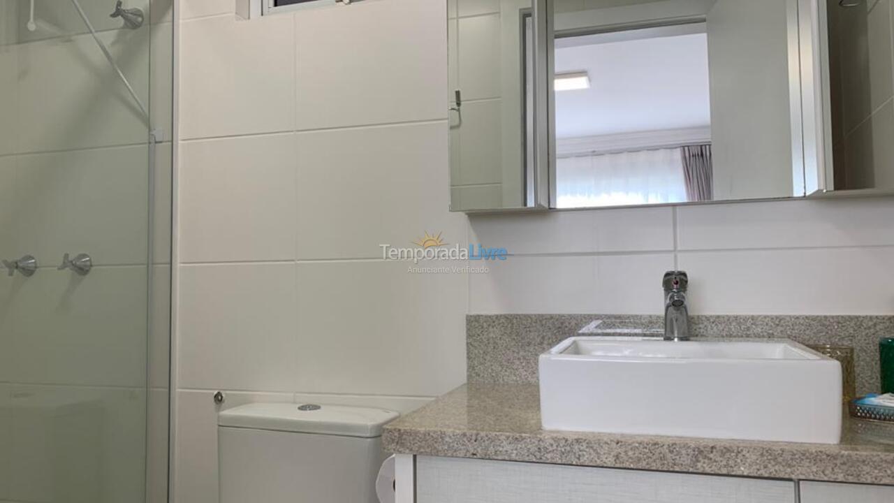 Apartamento para aluguel de temporada em Florianopolis (Praia dos Ingleses)