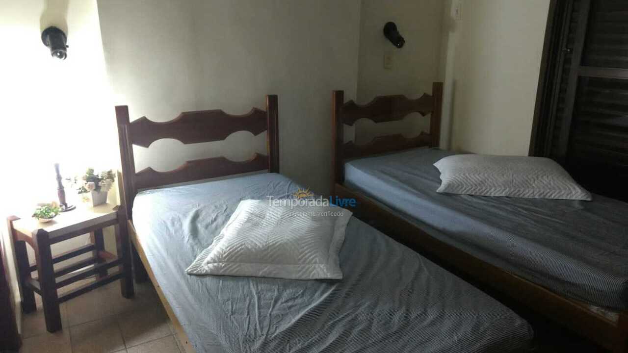 Apartamento para aluguel de temporada em Cabo Frio (Praia do Forte)