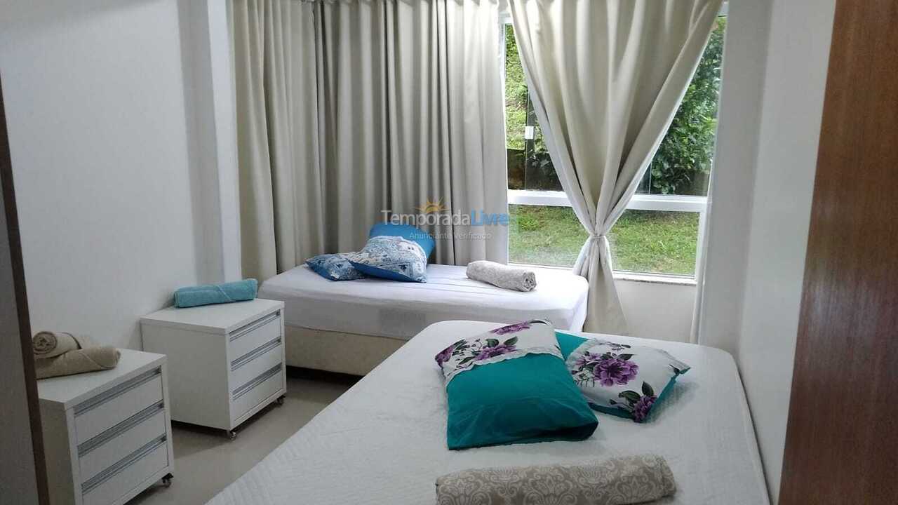 Apartamento para aluguel de temporada em Bombinhas (Praia de Bombinhas)