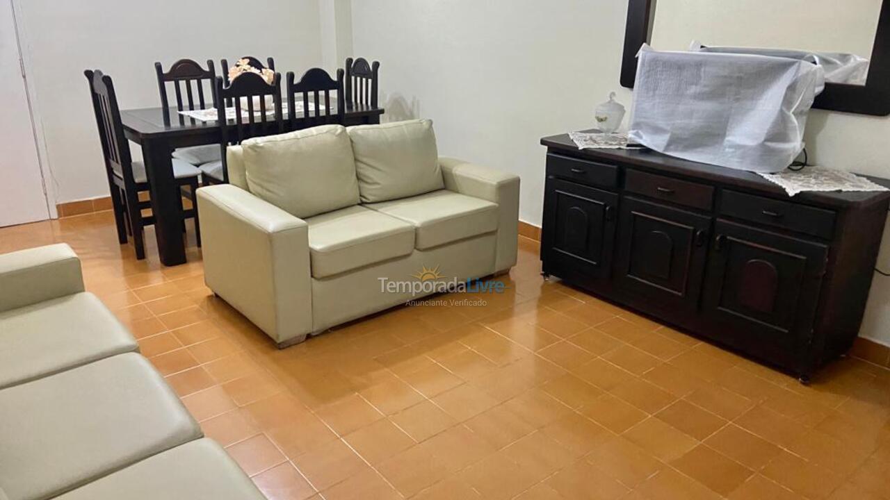 Apartamento para aluguel de temporada em Praia Grande (Praia do Caiçara)