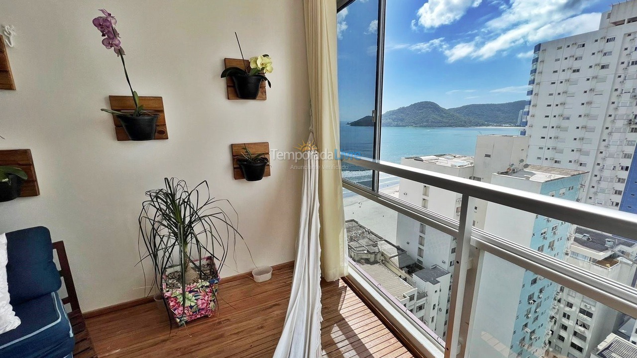 Apartamento para aluguel de temporada em Balneário Camboriú (Praia Central)