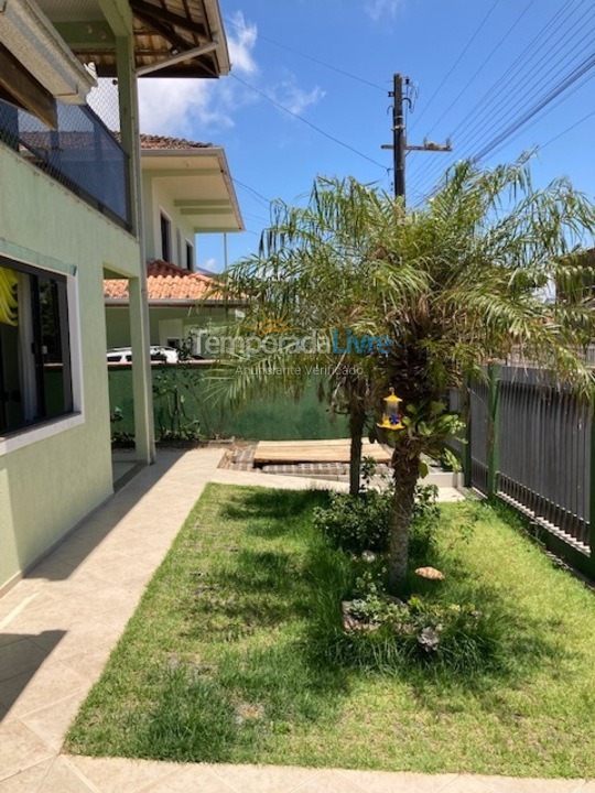 House for vacation rental in São Francisco do Sul (Prainha)