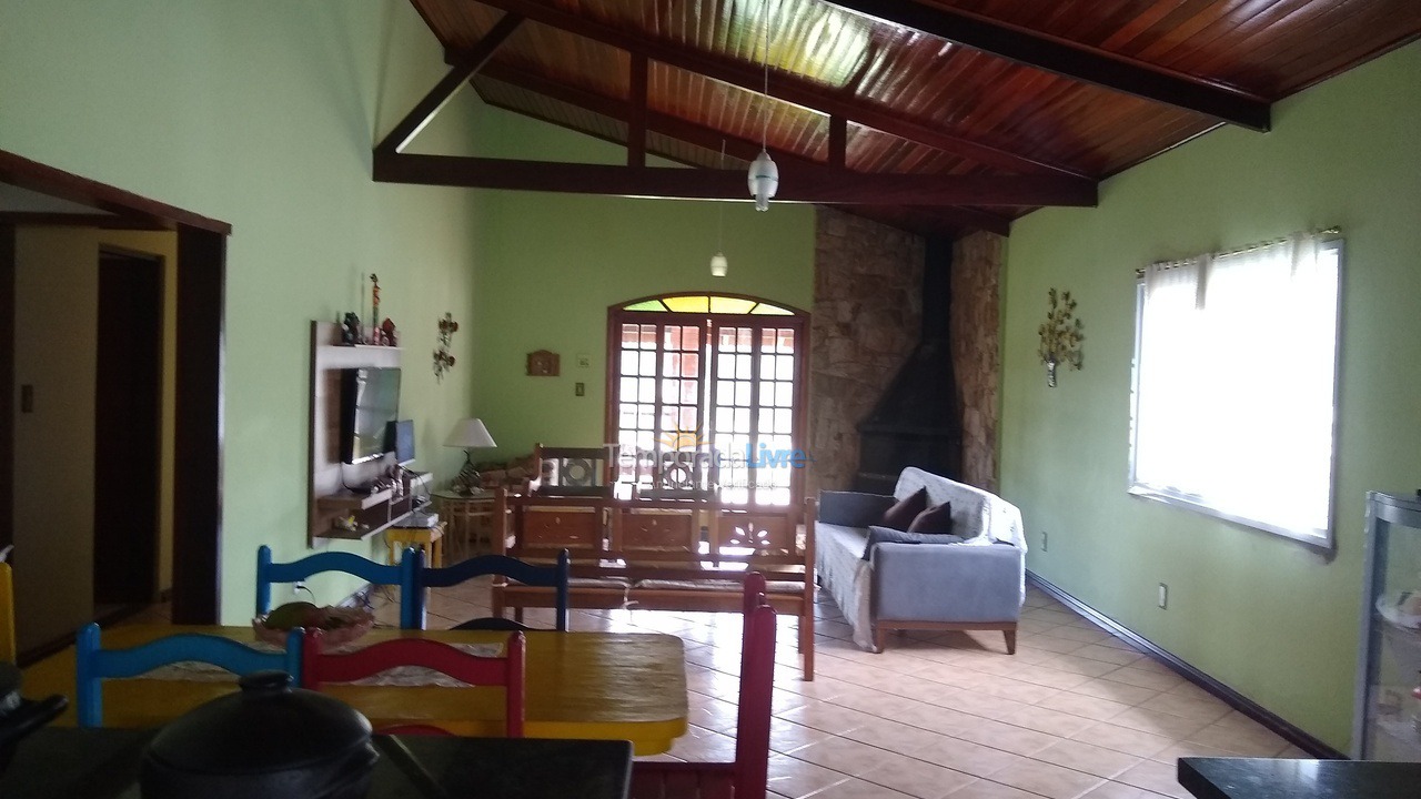 Granja para alquiler de vacaciones em Atibaia (Residencial Pararanga)