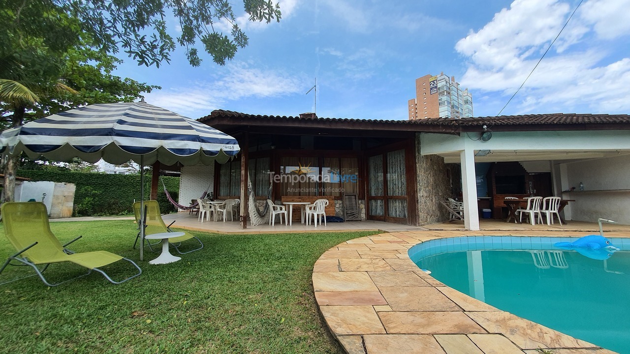 Casa para aluguel de temporada em Guarujá (Enseada)