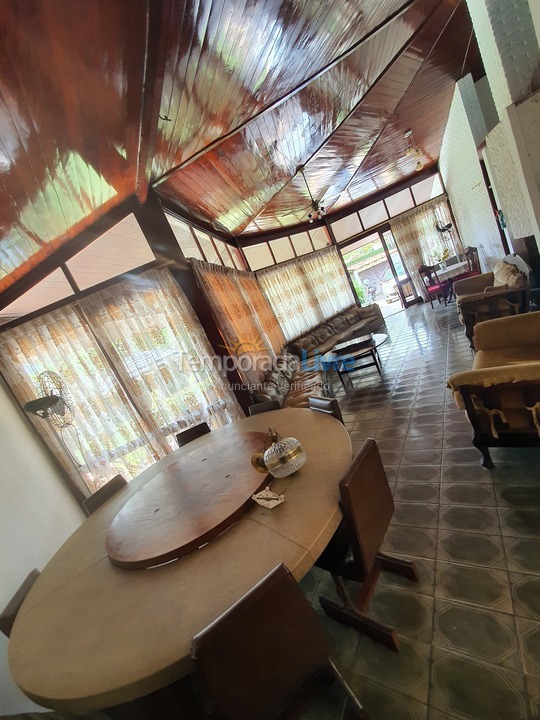 Casa para aluguel de temporada em Guarujá (Enseada)