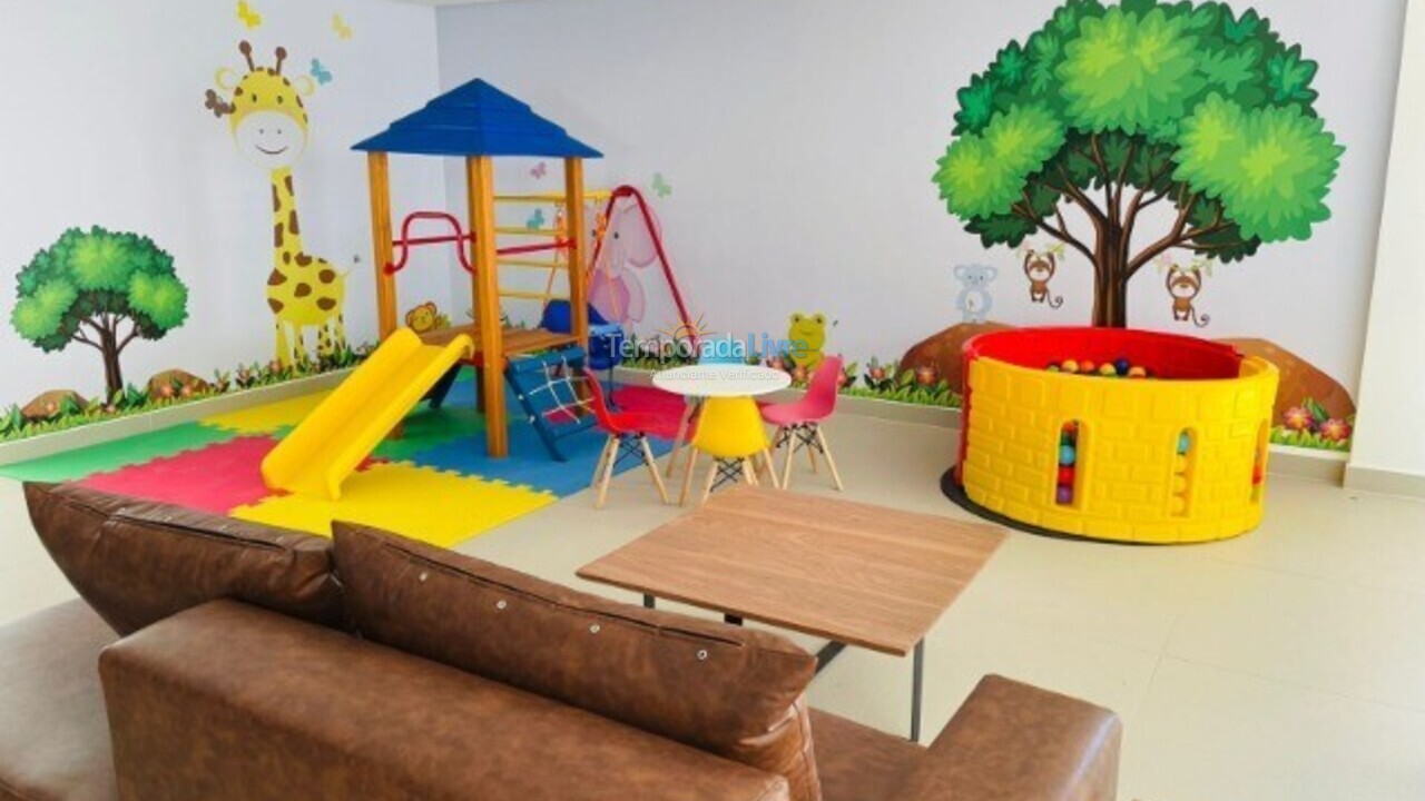 Apartamento para aluguel de temporada em Governador Celso Ramos (Praia de Palmas)