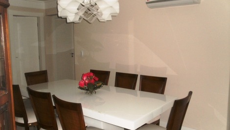 3 suítes frente mar