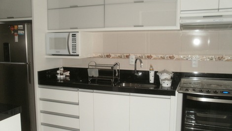 3 suítes frente mar