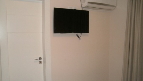 3 suítes frente mar