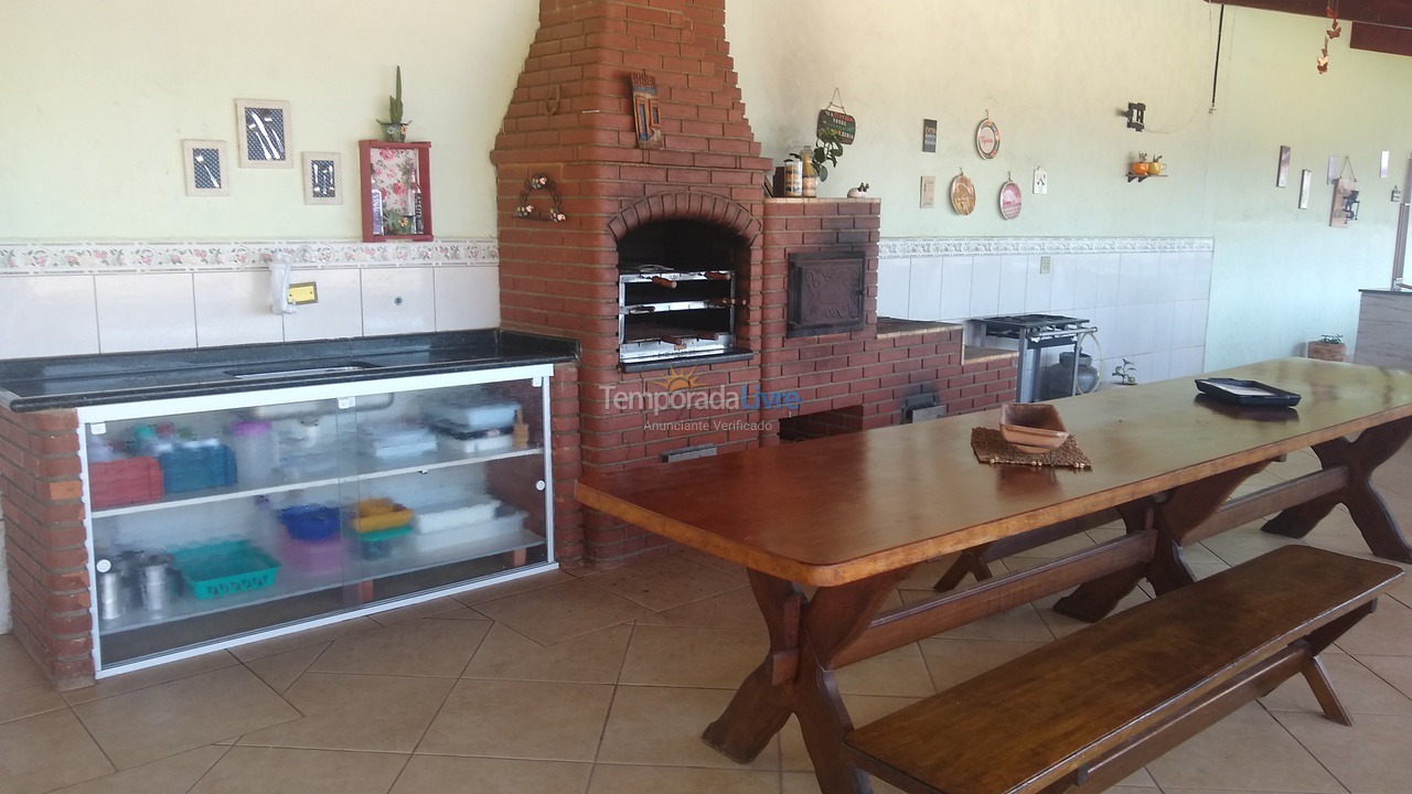 Granja para alquiler de vacaciones em Atibaia (Residencial Pararanga)