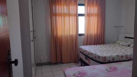 Suíte com cama de casal e de solteiro