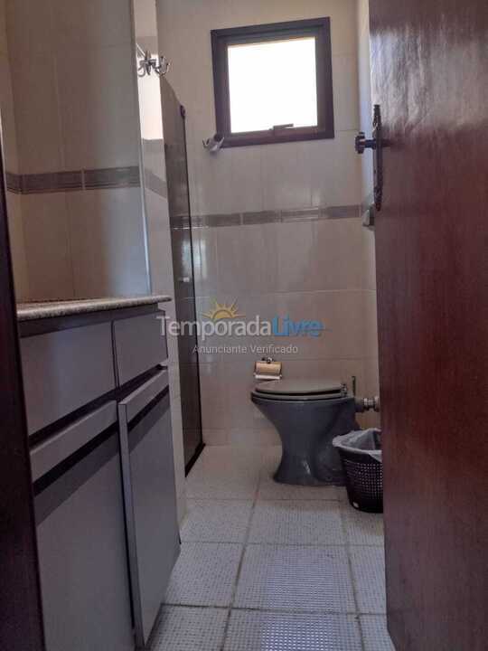 Apartamento para aluguel de temporada em Guarapari (Praia do Morro)