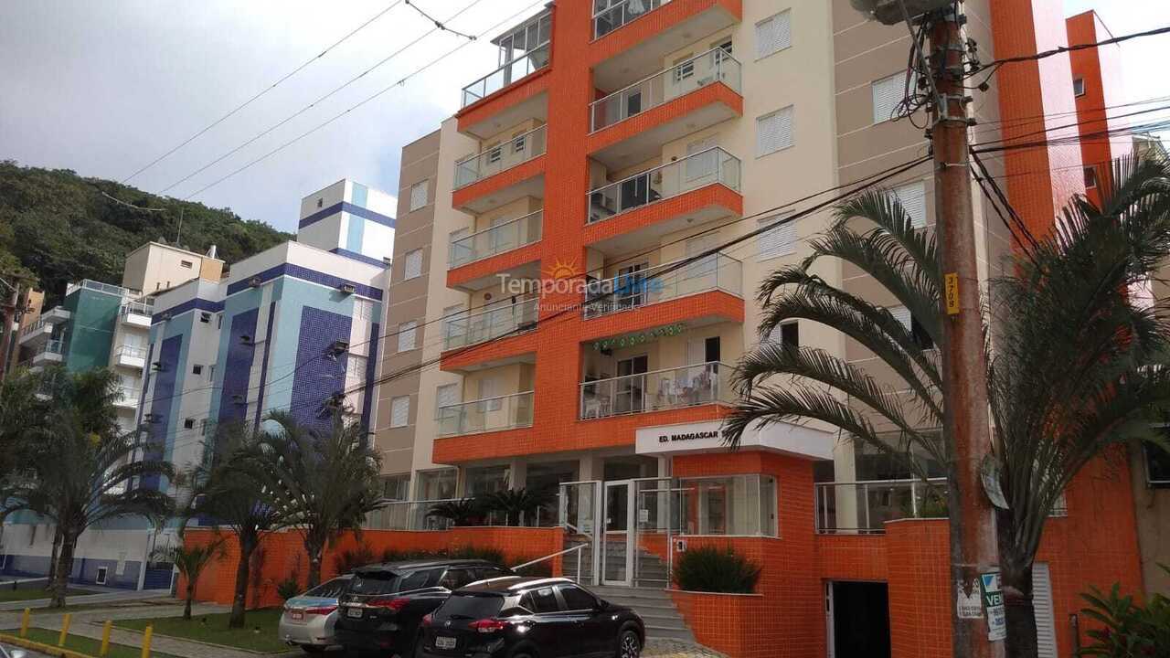Apartment for vacation rental in Ubatuba (Praia Grande)