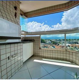 Apartamento vacacional en Praia Grande con piscina y barbacoa