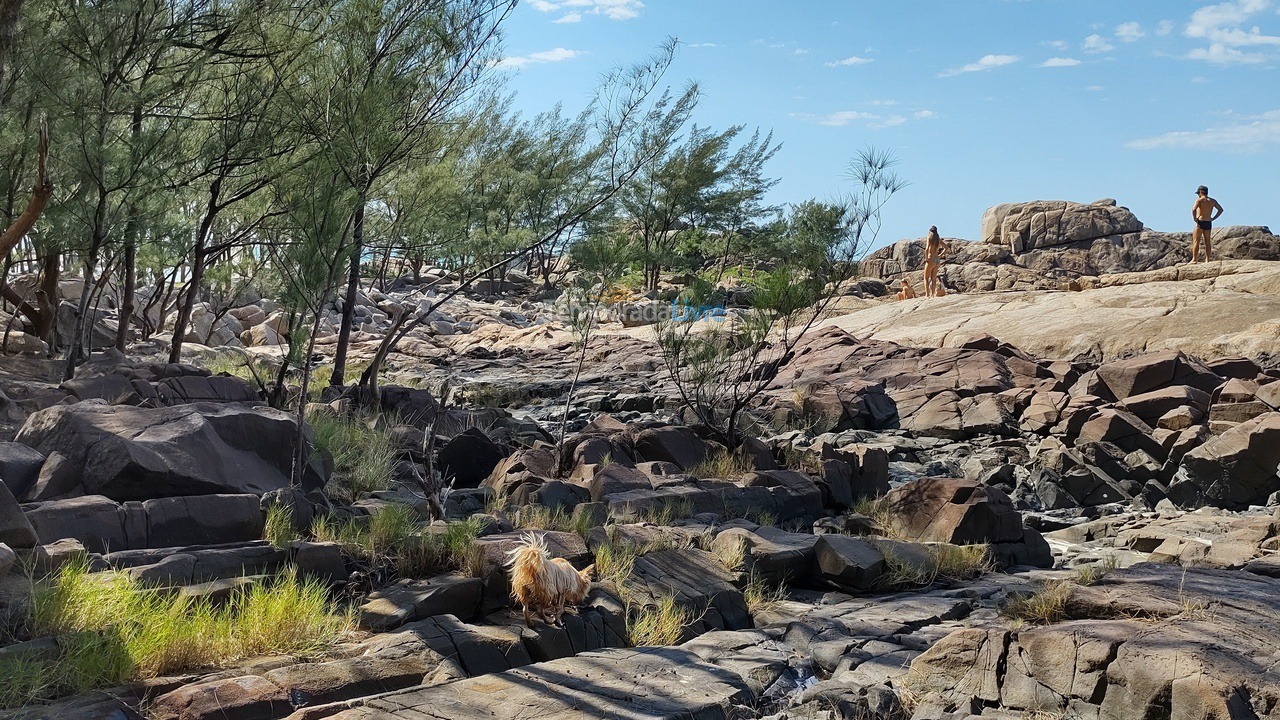 Casa para aluguel de temporada em Imbituba (Praia do Rosa)