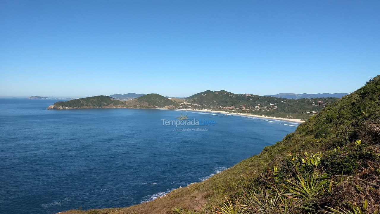 Casa para aluguel de temporada em Imbituba (Praia do Rosa)