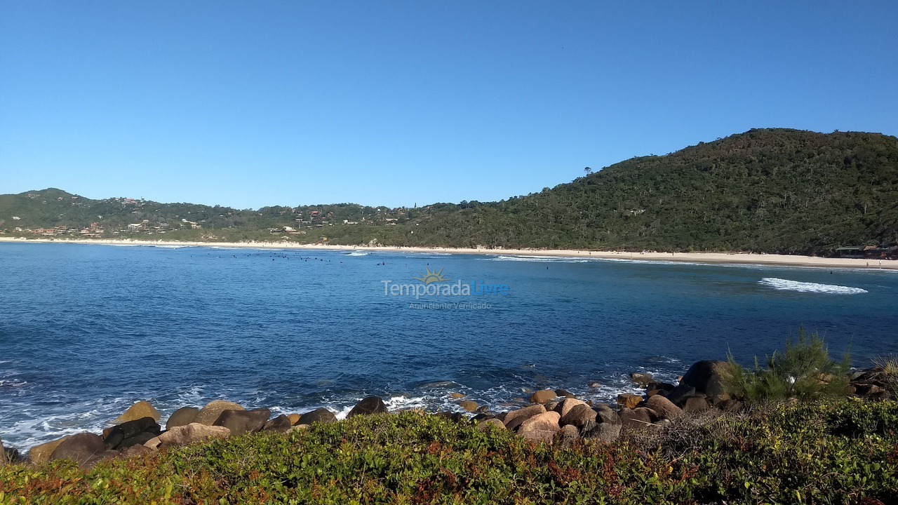 Casa para aluguel de temporada em Imbituba (Praia do Rosa)