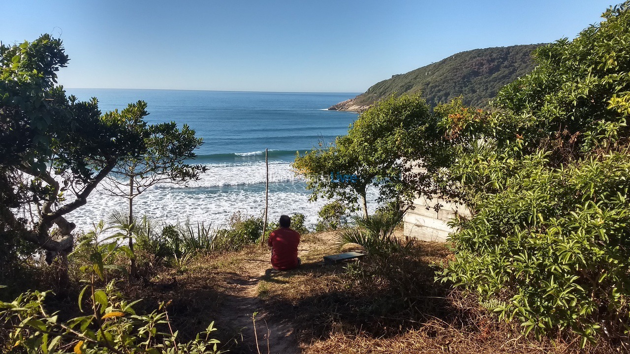 Casa para aluguel de temporada em Imbituba (Praia do Rosa)