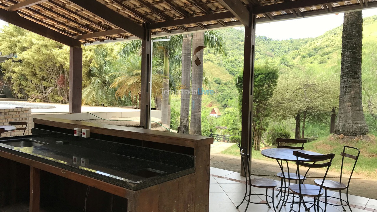 Chácara / sítio para aluguel de temporada em Santana do Paraíso (Boa Vista)