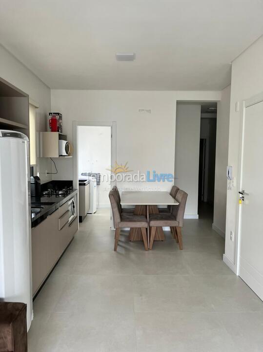 Apartamento para aluguel de temporada em Bombinhas (Praia de Bombinhas)