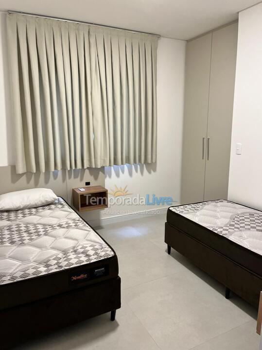 Apartamento para aluguel de temporada em Bombinhas (Praia de Bombinhas)