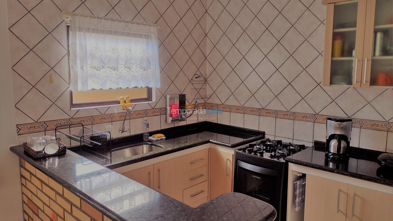 Casa para alquiler de vacaciones em São Francisco do Sul (Enseada)