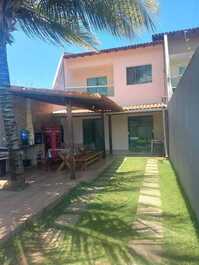 Wonderful Duplex House with Swimming Pool in Praia do Morro