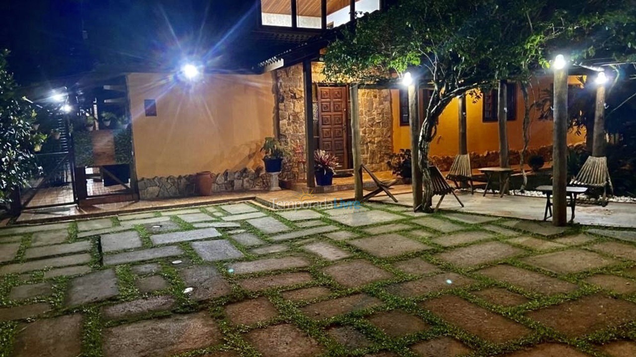 Casa para aluguel de temporada em Bertioga (Praia de Guaratuba)