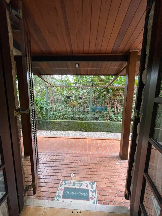 Casa para aluguel de temporada em Bertioga (Praia de Guaratuba)