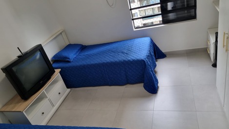 Quarto 2 - 2 camas de solteiro  e 1 colchão de casal.