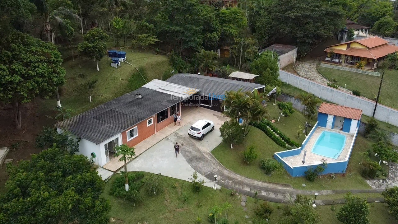 Granja para alquiler de vacaciones em Biritiba Mirim (Pomar do Carmo)