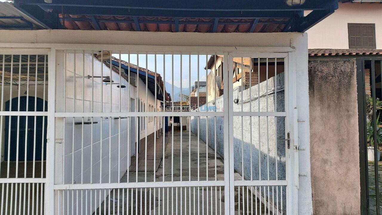 Casa para aluguel de temporada em Ubatuba (Maranduba)