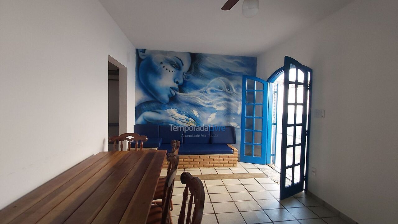 Casa para aluguel de temporada em Ubatuba (Maranduba)