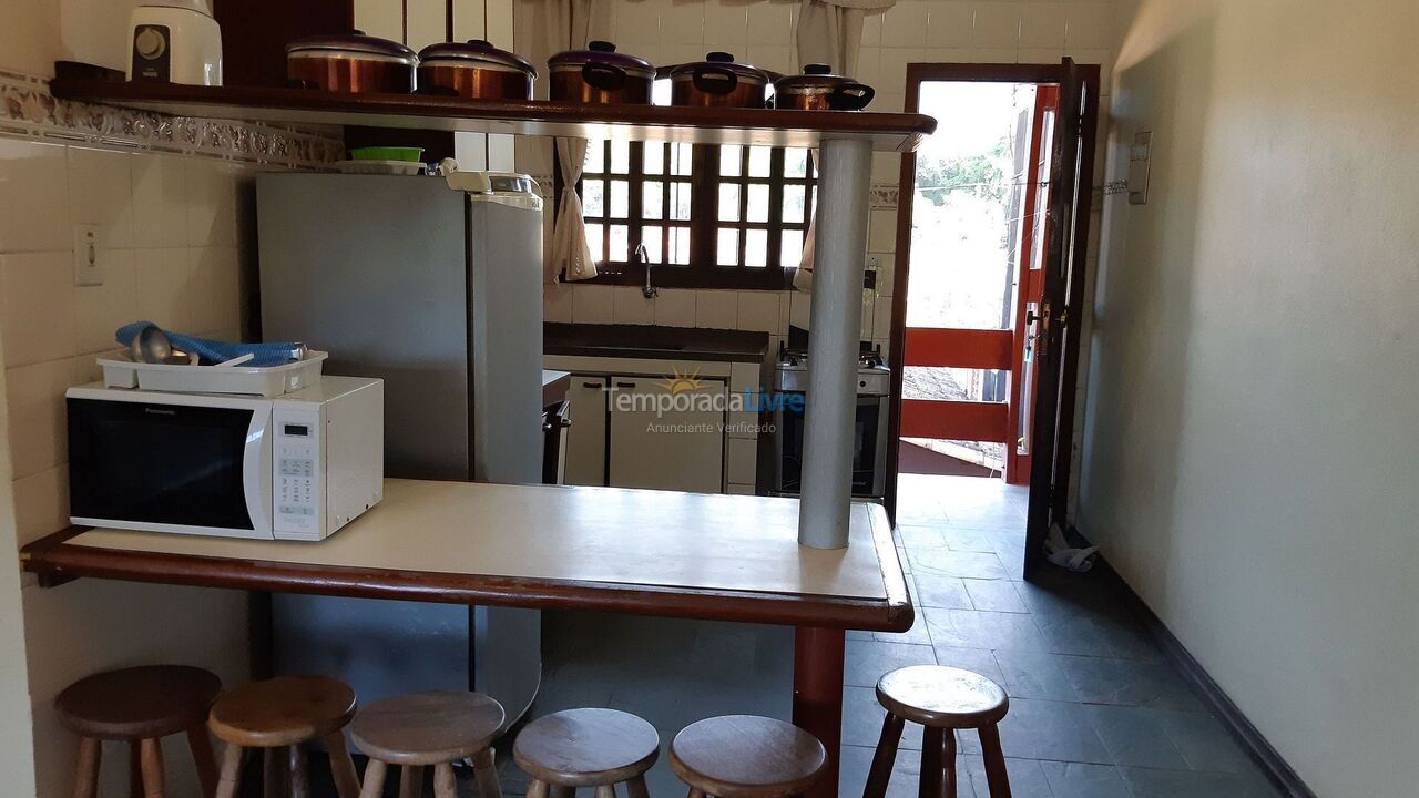 Apartamento para alquiler de vacaciones em Ubatuba (Maranduba)