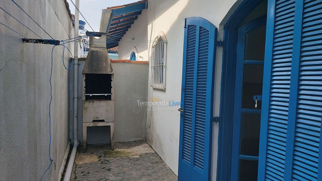 Casa para aluguel de temporada em Ubatuba (Maranduba)