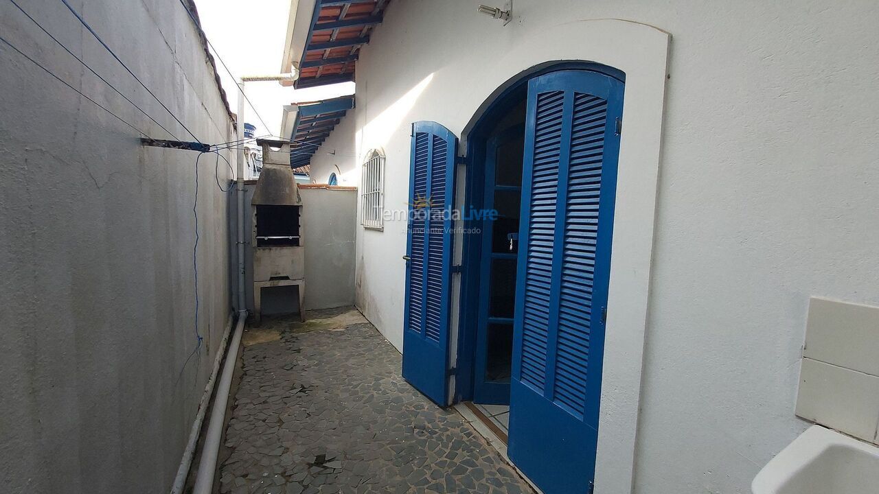 Casa para aluguel de temporada em Ubatuba (Maranduba)