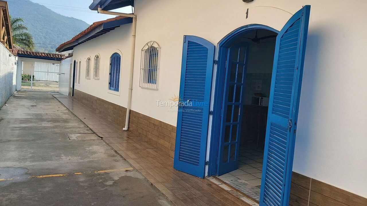 Casa para aluguel de temporada em Ubatuba (Maranduba)