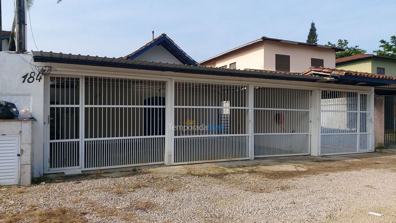 Casa para aluguel de temporada em Ubatuba (Maranduba)