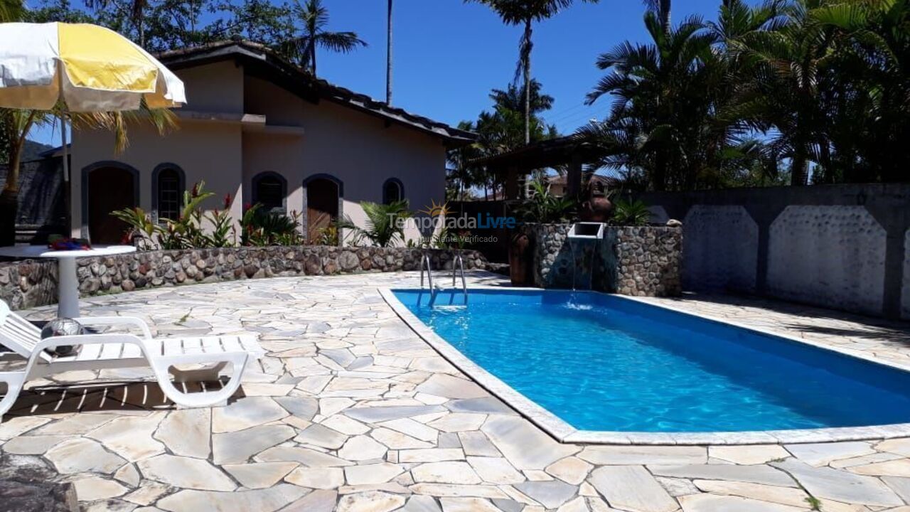 Casa para aluguel de temporada em Ubatuba (Lagoinha)