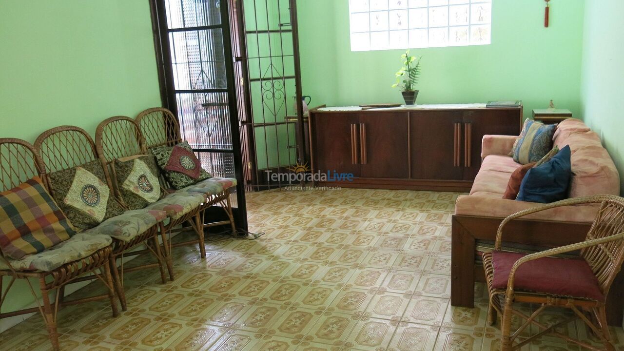 Casa para alquiler de vacaciones em Ubatuba (Maranduba)