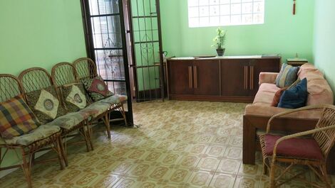 0052.00 - Maranduba - Casa - 5 Dormitorios - 12 Pers - 100M Del Mar...