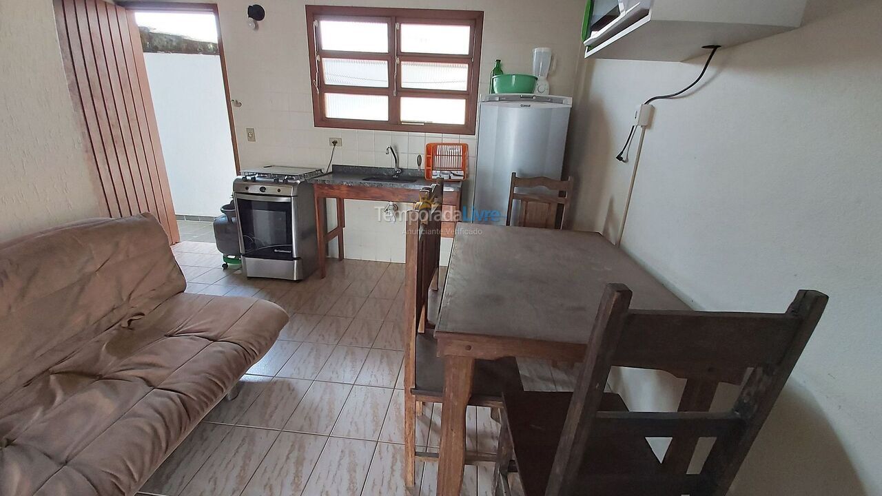 Casa para aluguel de temporada em Ubatuba (Maranduba)