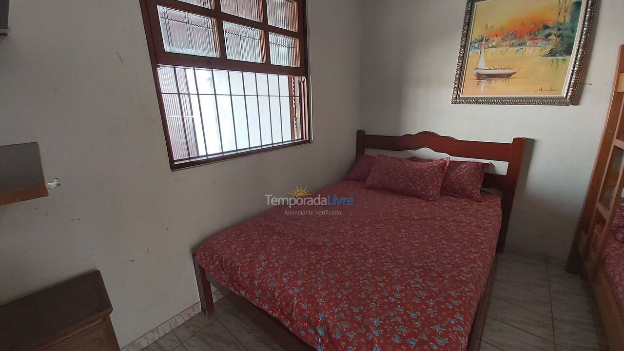 Casa para aluguel de temporada em Ubatuba (Maranduba)