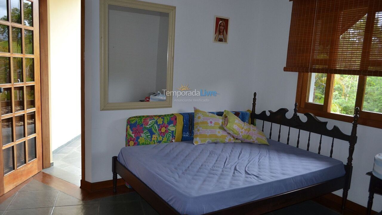 Casa para aluguel de temporada em Ubatuba (Lagoinha)