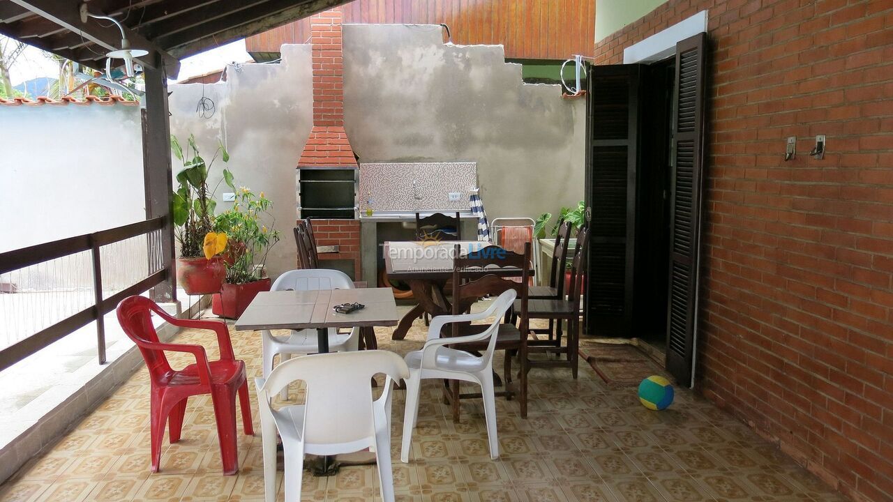 Casa para alquiler de vacaciones em Ubatuba (Maranduba)