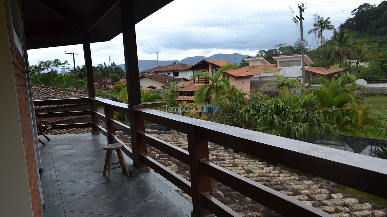 Casa para aluguel de temporada em Ubatuba (Lagoinha)